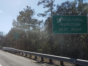 Suwannee River sign, entering Suwannee County, 30.3858834, -83.1766398
