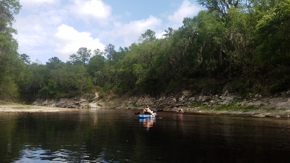 Second big bend to the left, 2017:05:20 10:58:19, 30.3664708, -82.8782716 --jsq for WWALS