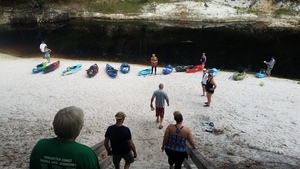 [Assembling at the Suwannee River, 2017:05:20 10:14:29, 30.3620500, -82.8685700 --jsq for WWALS]