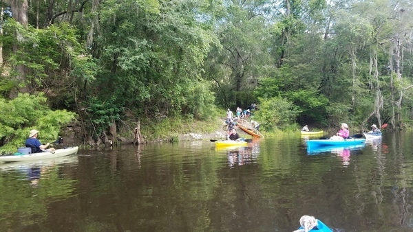 Boats pouring into the Withlacoochee River, 30.5958765, -83.2591289