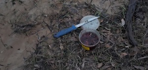 [Knife]