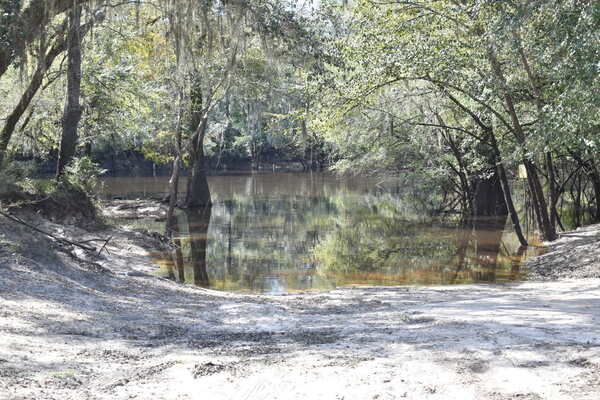 [Knights Ferry Boat Ramp, Withlacoochee River @ 2021-10-14]