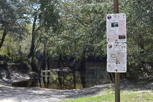 [Knights Ferry Boat Ramp Sign, Withlacoochee River @ 2021-10-14]