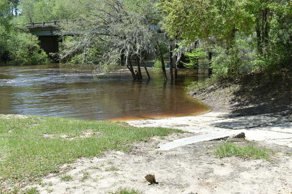 [Nankin Boat Ramp, Withlacoochee River @ Clyattville-Nankin Road 2022-04-07]