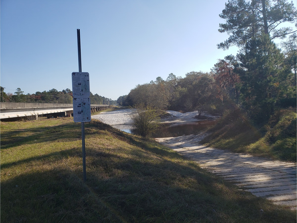 [Lakeland Boat Ramp, Alapaha River @ GA 122 2022-11-03]