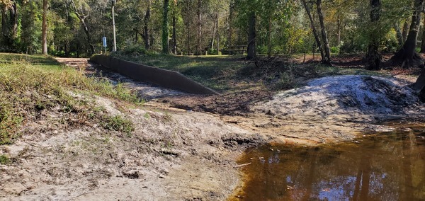 [Bottom of Langdale Park Boat Ramp, 12:30:33, 30.8875, -83.324]