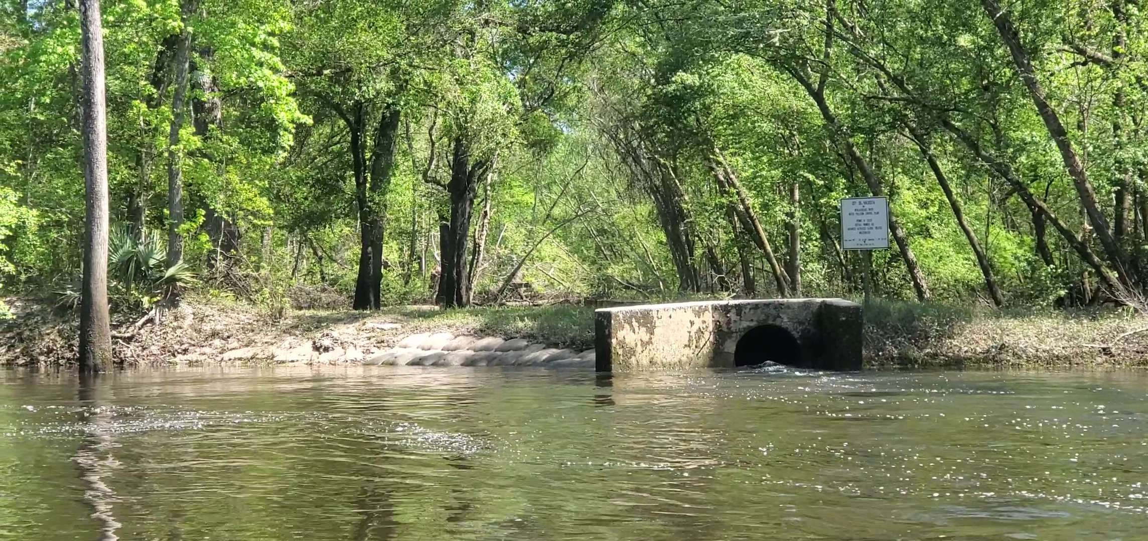 Movie: Valdosta WWTP Outfall, 9.98 NAVD88, Quitman Gauge, WWALS 25hp outboard, 15:11:48, 30.83625, -83.3596 (85M)