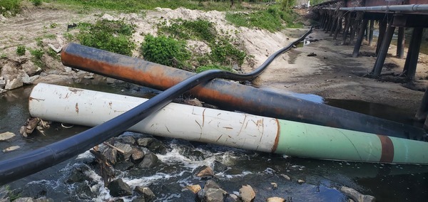 [Sample site, NSFRR, Sugar Creek, 11:07:15, 30.8519166, -83.3147740]