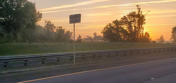 [Foggy Sunrise, I-75, 07:24:35, 30.4863719, -83.0067739]