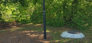 [Pole on path to Bertas Beach, 10:20:26, 30.8610153, -83.3182631]