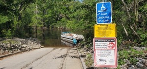 [DNR signs, 10:50:28, 30.8514158, -83.3472953]
