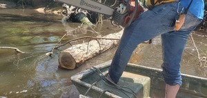 [Husqvarna too quick to get a video, 13:27:34, 30.8572044, -83.3266968]