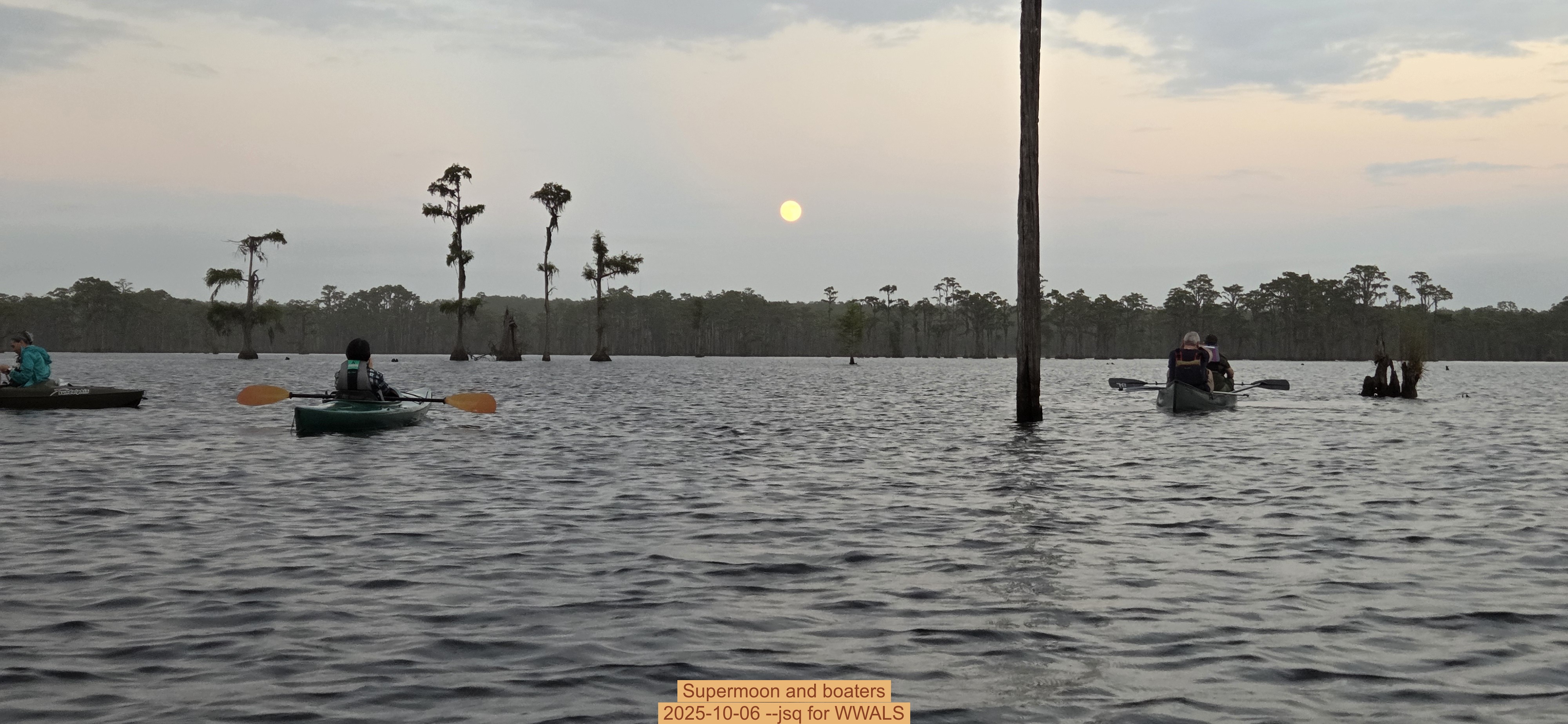 Supermoon and boaters, 2025-10-06 --jsq for WWALS