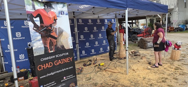 Chainsaw Sculptor Chad Gainey