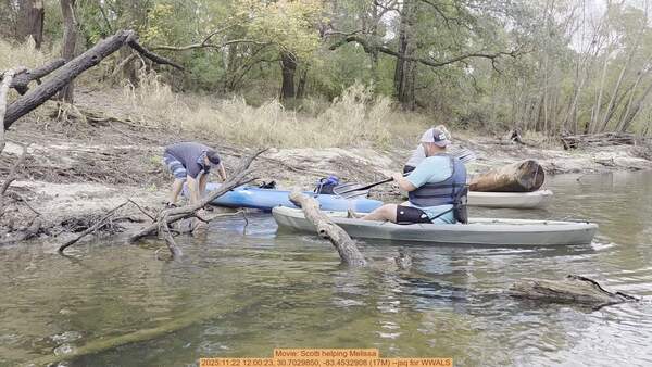 Movie: Scotti helping Melissa, 2025:11:22 12:00:23, 30.7029850, -83.4532908 (17M) --jsq for WWALS