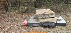 [Mattresses collected, 2025:11:22 10:31:00, 30.7127760, -83.4555364 --jsq for WWALS]