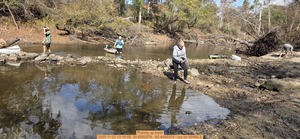 [Picking up trash, 2025:11:22 13:16:08, 30.6950279, -83.4450374 --jsq for WWALS]