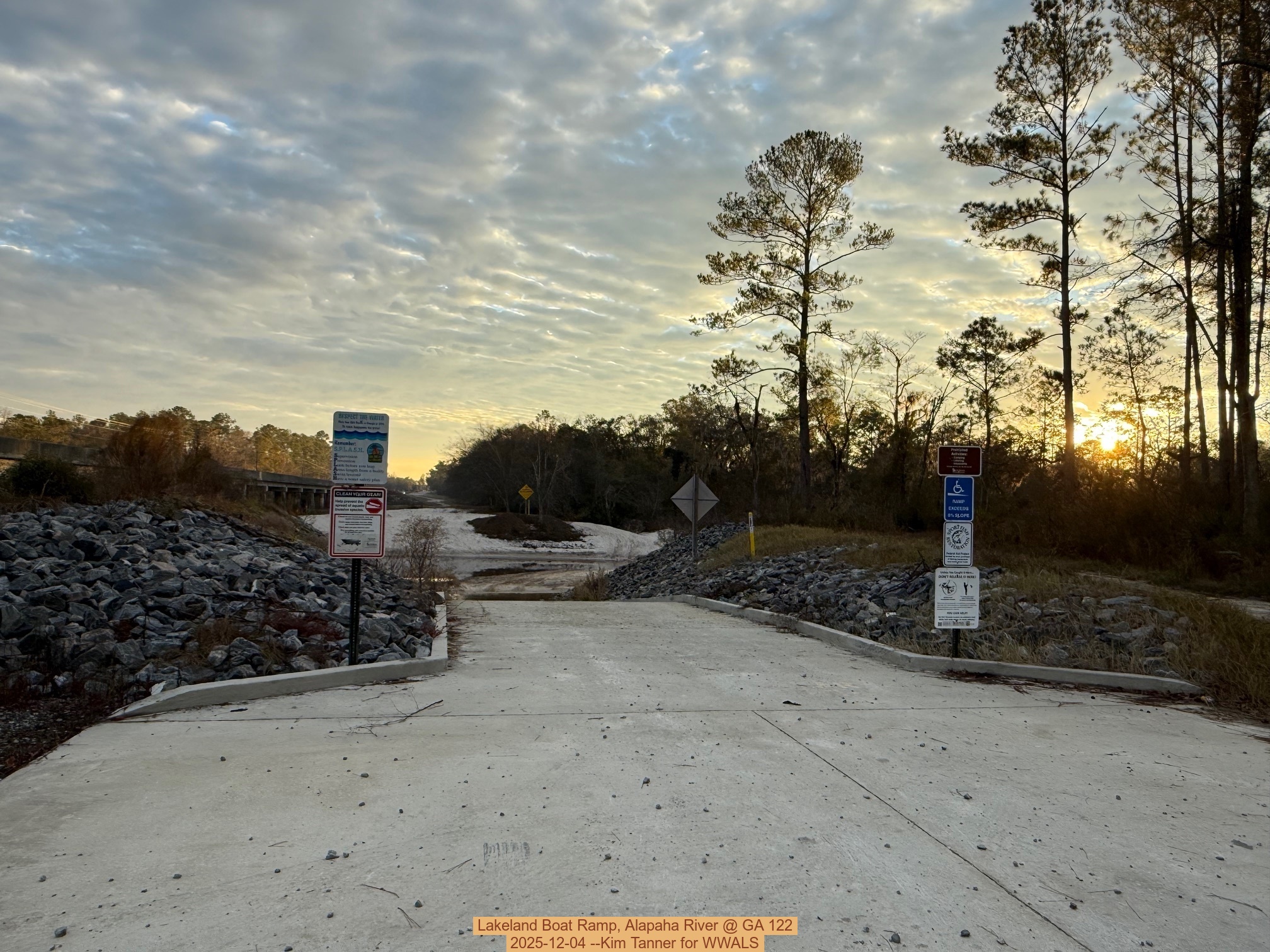 Lakeland Boat Ramp, Alapaha River @ GA 122 2025-12-04 --Kim Tanner for WWALS