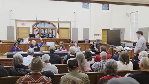 Movie: Joshua ?, for, civil engineer, lives in Alpharetta, said there is a large datacenter happening in Lowndes County near I-75. Said you cannot hear or see the equipment, closed loop you only fill up once, etc. No written evidence. (230M)