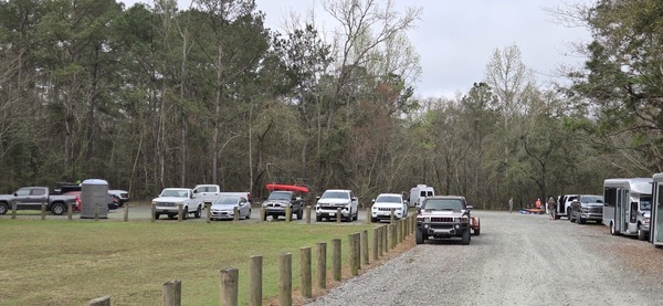 [Vehicles at Troupville Boat Ramp, 2026:03:07 08:13:02, 30.8519756, -83.3464636 --jsq for WWALS]