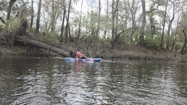 [Movie: The Mayor picking up trash, 2026:03:07 10:20:52, 30.8449702, -83.3511408 (8.8M) --jsq for WWALS]