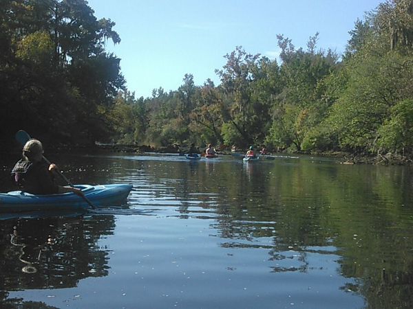 [Gretchen and the boaters 30.5822926, -83.2627106]