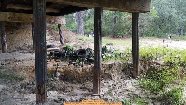 [Tires under the bridge, 2017-10-14, 09:28:15, 30.67516, -83.39423 --jsq for WWALS]