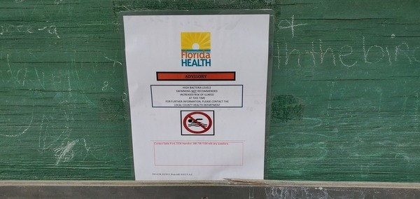 [Florida Health Advisory on kiosk]