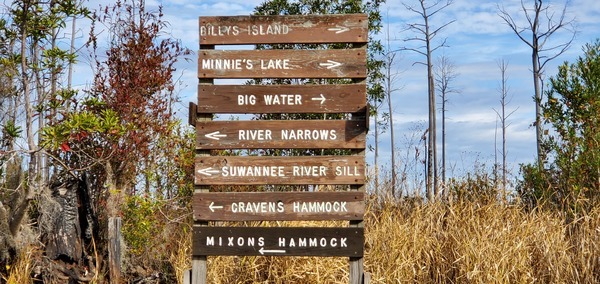 [Okefenokee direction sign Photo: John S. Quarterman, 2019-12-07]