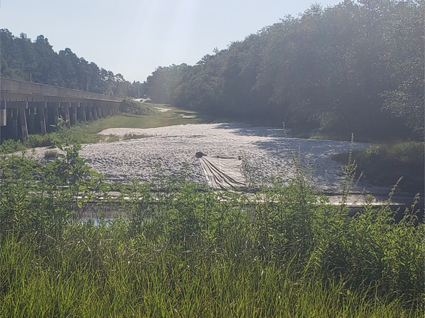 [Tarp slide, Lakeland Boat Ramp 2022-08-04]