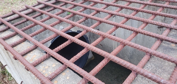 Outlet Pipe, Napa Drive Detention Pond, 2023:02:12 17:18:52, 30.8967560, -83.2799840