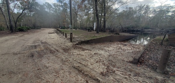 Entrance road clear, Langdale Park Boat Ramp, 2024-12-17, 15:12:21, 30.8877808, -83.3237251