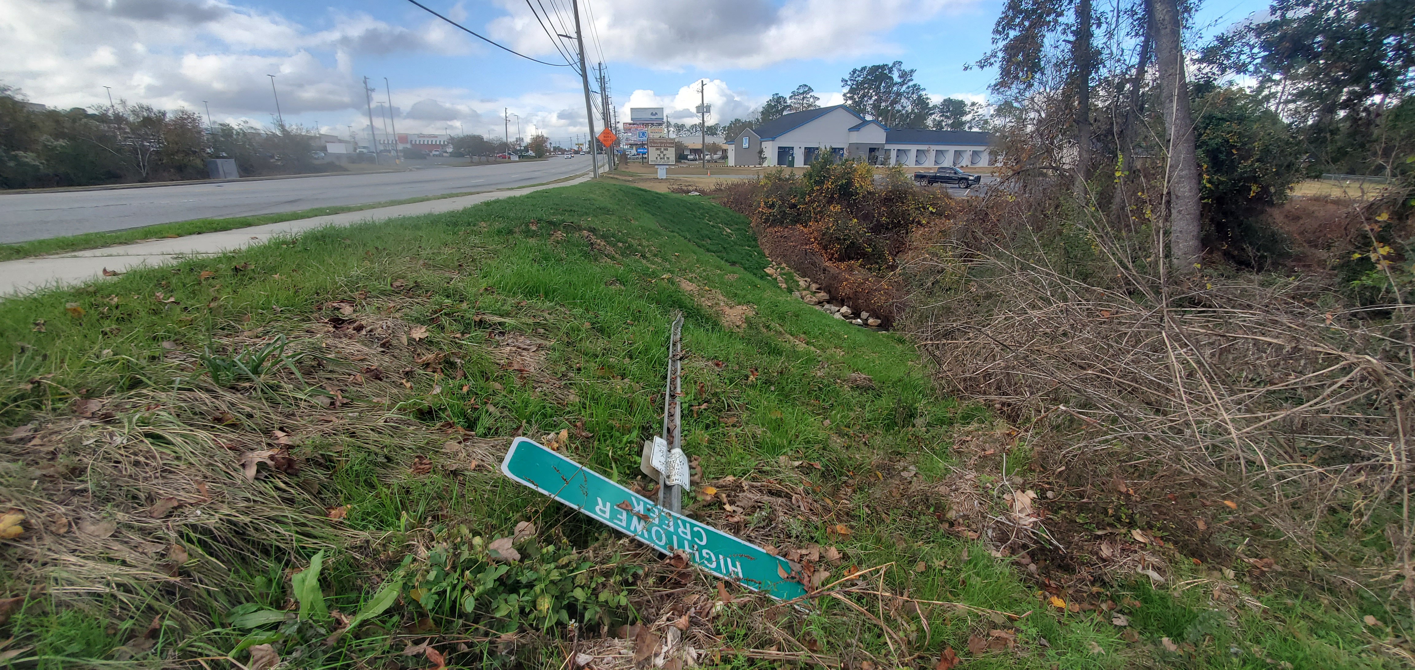 St. Augustine Road, Hightower Creek, 13:55:58, 30.8368692, -83.3155760