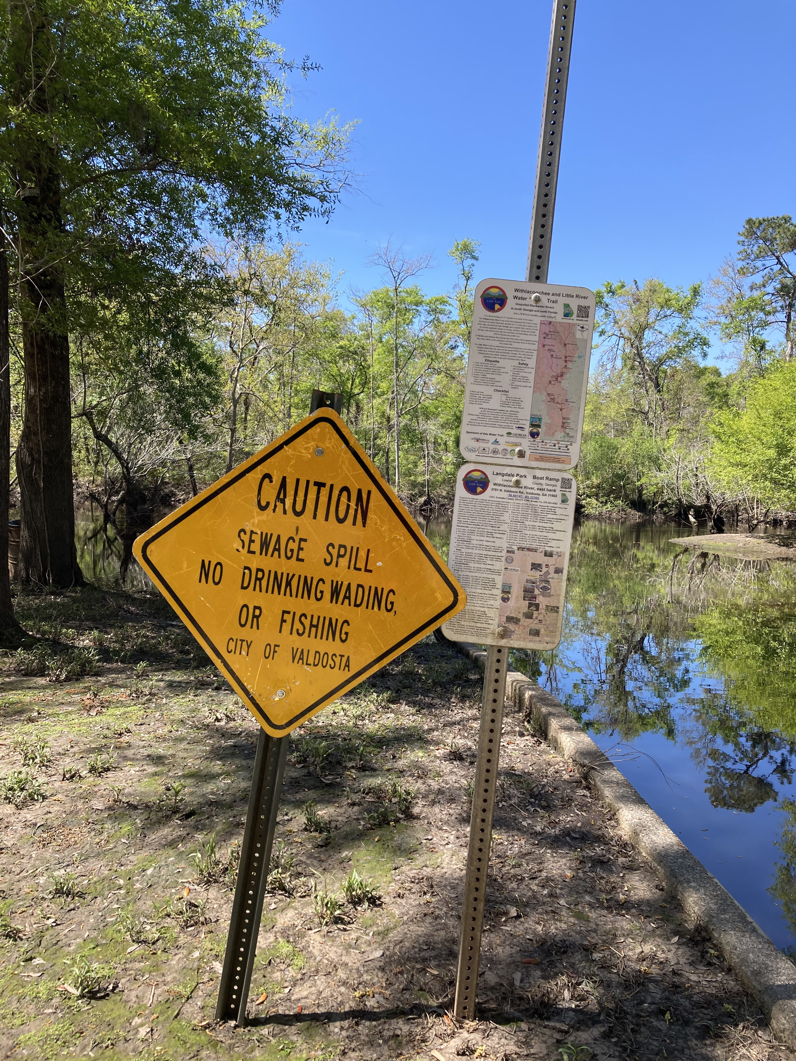 Signs, Langdale Park Boat Ramp, Withlacoochee River @ North Valdosta Road 2025-03-26