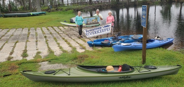 [Banners at Banks Lake, 2025-08-23 --jsq for WWALS]