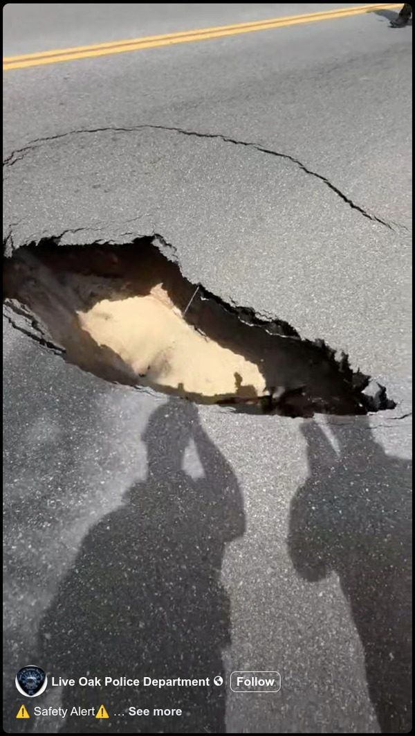 [Sinkhole in US 90 near Dowling Ave, 2025-08-25 --Live Oak Police Department]
