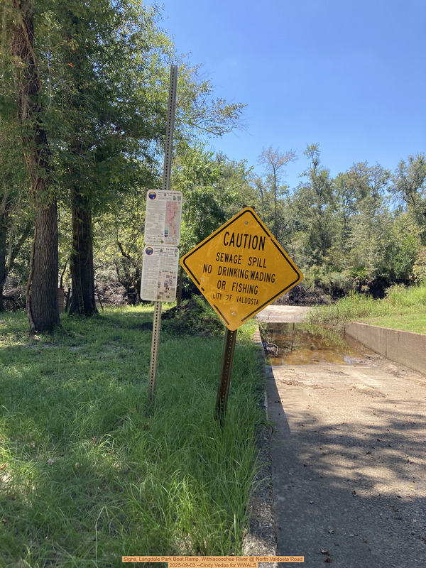 [Signs, Langdale Park Boat Ramp, Withlacoochee River @ North Valdosta Road 2025-09-03 --Cindy Vedas for WWALS]