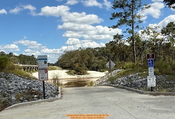[Lakeland Boat Ramp, Alapaha River @ GA 122 2025-09-25 --Kim Tanner for WWALS]