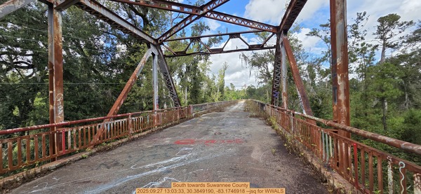 [South towards Suwannee County, 2025:09:27 13:03:33, 30.3849190, -83.1746918 --jsq for WWALS]