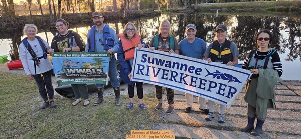 [Banners at Banks Lake, 2025-11-05 --jsq for WWALS]