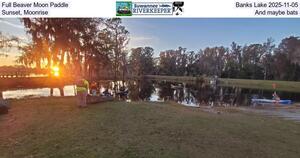 [Full Beaver Moon Paddle, Banks Lake 2025-11-05, Sunset, Moonrise, and maybe bats]