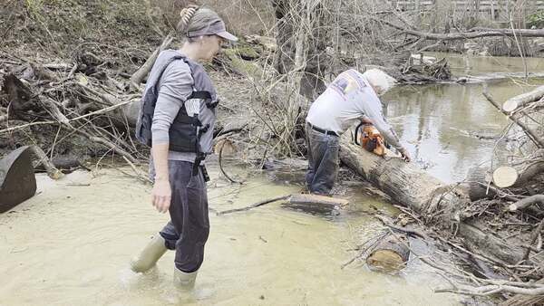 Movie: Is it loose? 2026:02:14 15:58:04, 30.8639055, -83.3210292 (9.9M)