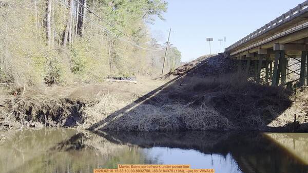 Movie: Some sort of work under power line, 2026:02:16 15:33:10, 30.8932756, -83.3184375 (19M), --jsq for WWALS