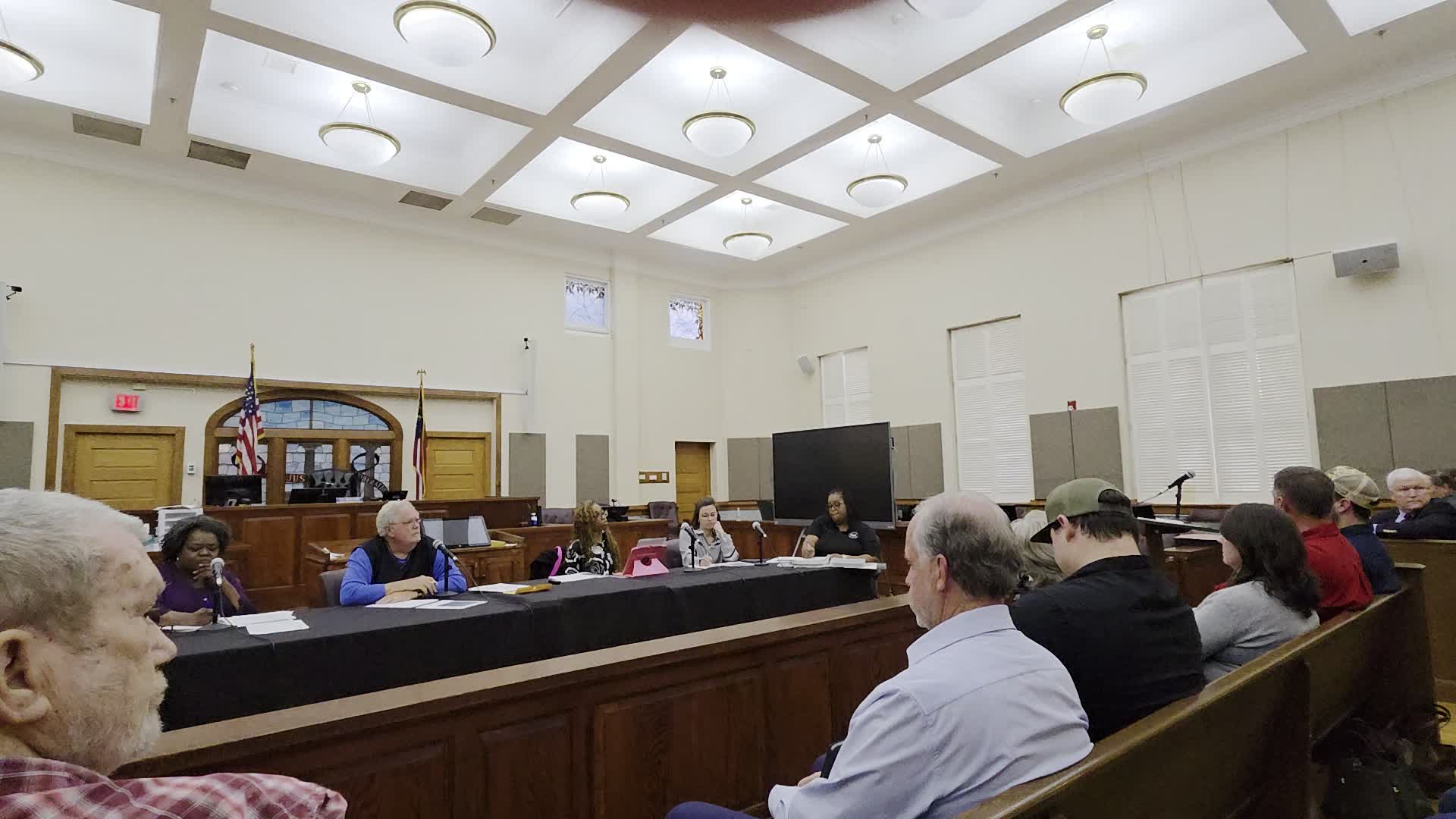 Movie: Gary M. Granger, 424 Alapaha (River) Road, against, because of need for power distribution center, and would there be a firehouse and EMS on site, and would those be available to the community? Also local water wells, and more. (142M)