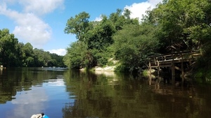 Slanting dock closer, 30.5877500, -83.2580000